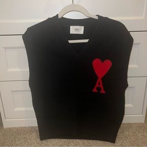 AMI PARIS Black de Couer Sleeveless Vest